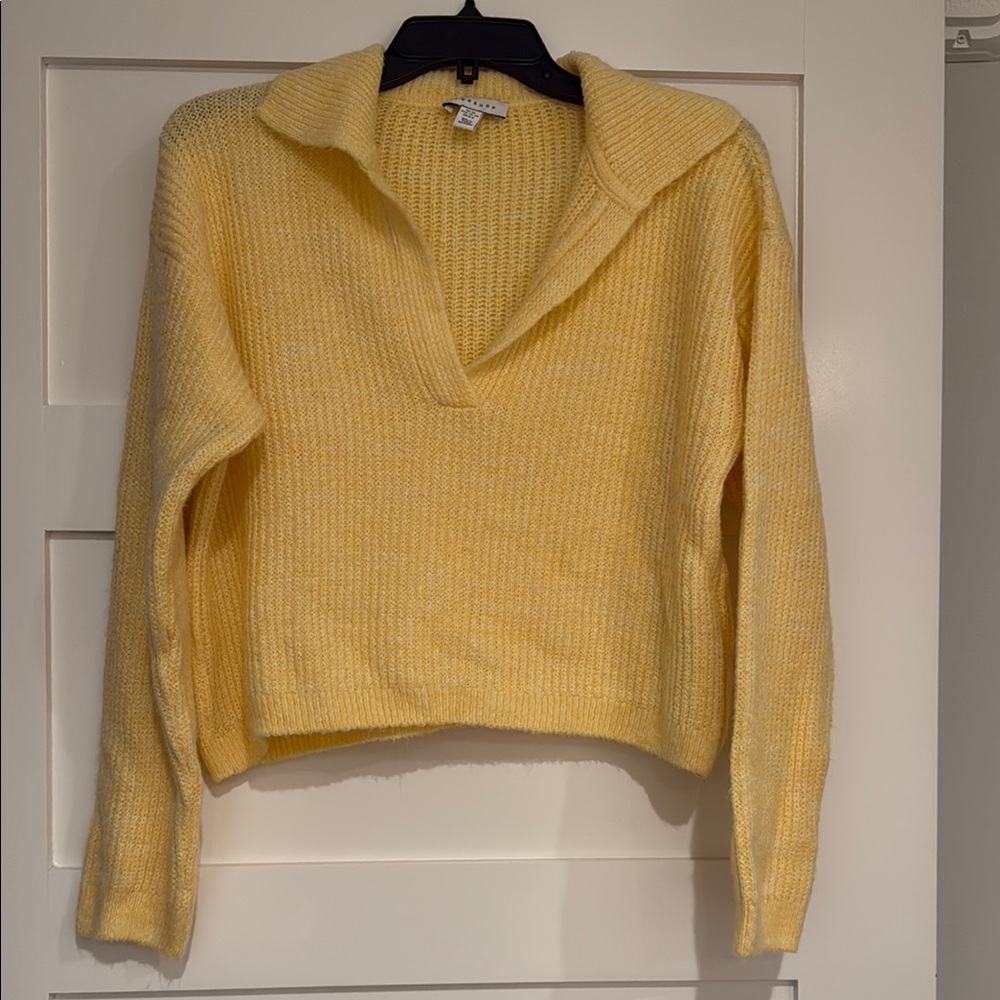 Yellow V-Neck Ribbed Sweater